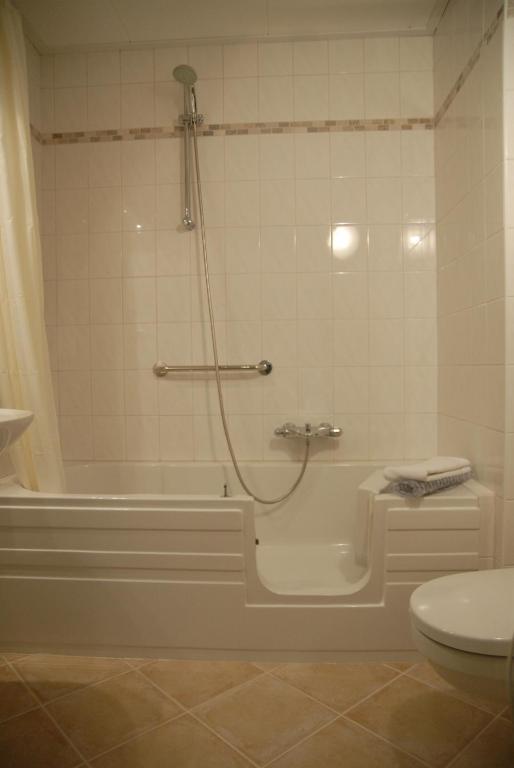 Sint Geertruid Hotel 'T Vlinderhofke חדר תמונה